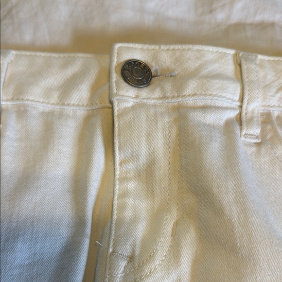 Express Jeans White Jean Shorts Size 12 Distressed - Picture 7 of 13
